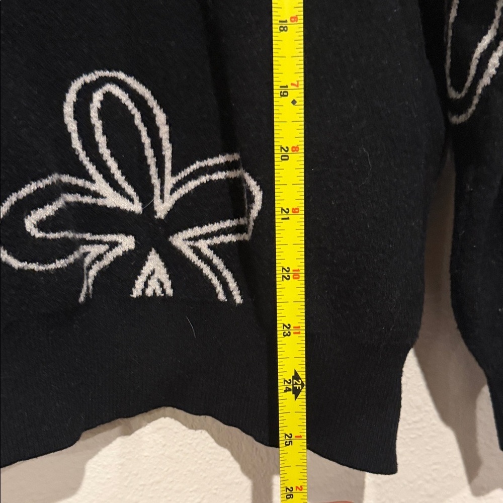 Dokotoo Elegant Black Floral Crew Neck Sweater - Picture 7 of 7
